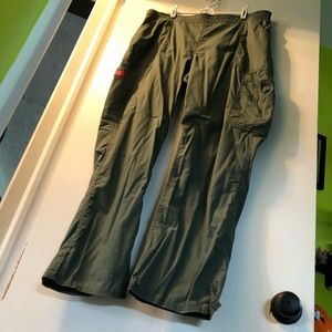 LIKE NEW Dickies Ladies Army Green Scrub Pants XL